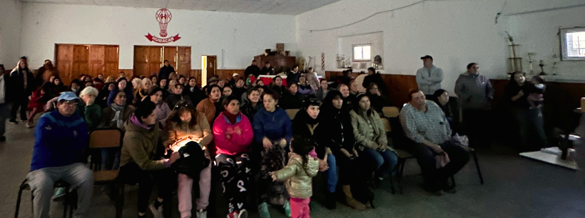 91 personas en el primer taller de Retorno a Casa realizado en el Club Huracán de Ingeniero White